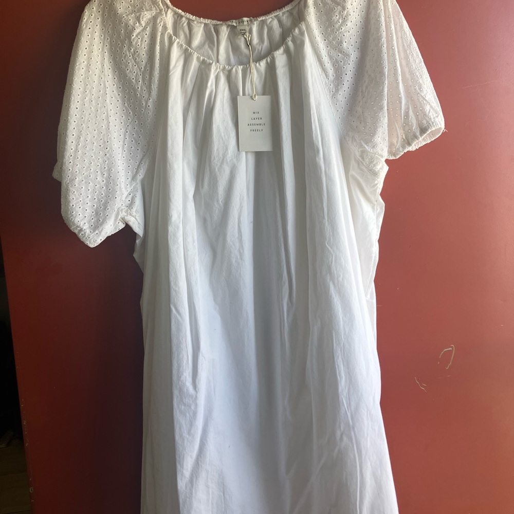 White Eyelet Short-Sleeve Peasant Top - Women